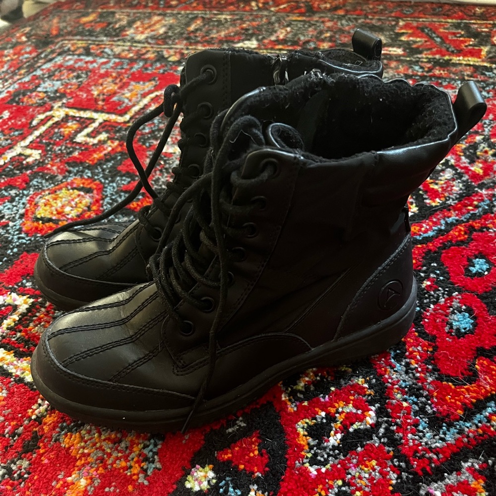 Winter boots - black Thinsulate and Wayerproof